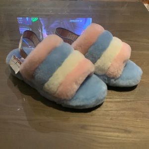 UGG Fluff Yeah size 9. Brand new!
